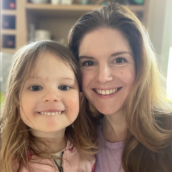 Meet your Posher, Allison - Picture 3 of 3